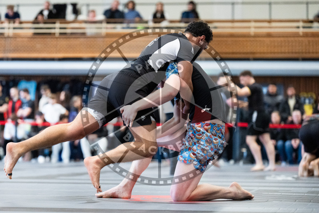 20251129PBB8309 | Fighters compete during the luta livre competition ILLCS XI winter edition on November 29, 2025 in Hannover, Germany.