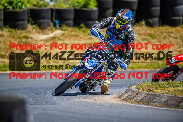 MaZZes_FotoMatrix_220529_8852 | Fotograf Mathias Schmid
Sportfotograf,
Eventfotograf,
Hochzeitsfotograf,
Portraitfotograf