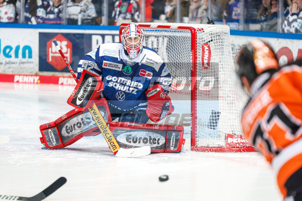 Iserlohn Roosters - Grizzlys Wolfsburg | 
DEL: Iserlohn Roosters - Grizzlys Wolfsburg - Realisiert mit Pictrs.com