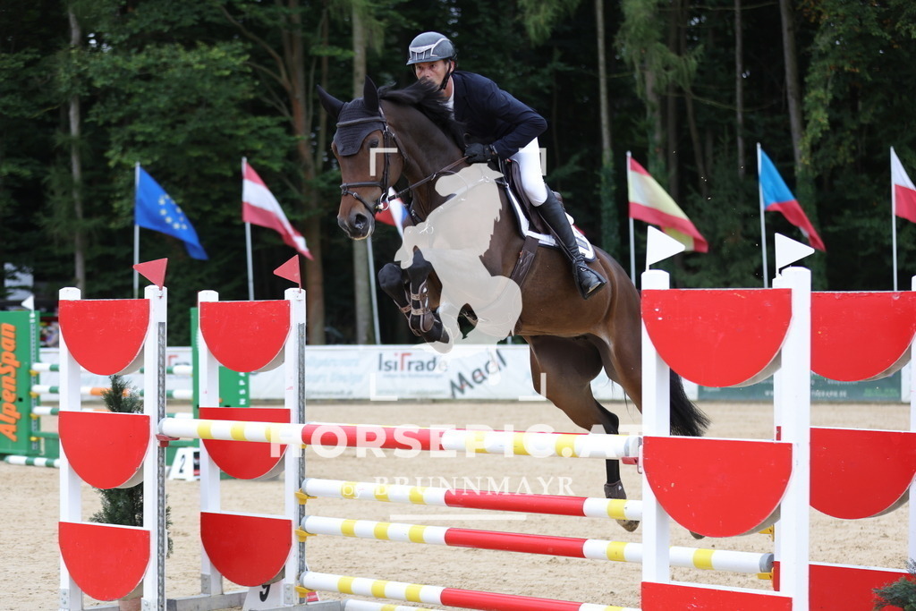 0P6A6485 | Willkommen bei Brunnmayr - Design & Fotografie – Ihrem Spezialisten für Reitturniere und Pferdeveranstaltungen in Oberösterreich, Salzburg und Bayern! Seit über 17 Jahren sind wir leidenschaftlich dabei.