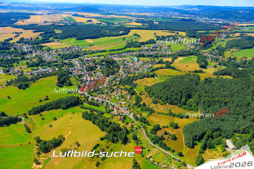 Die Luftaufnahme Neukenroth - Stockheim wurde vom UL-Flugzeug (keine Drohne) aus fotografiert.Hohe Druck- Auflösung-die Geschenkidee!