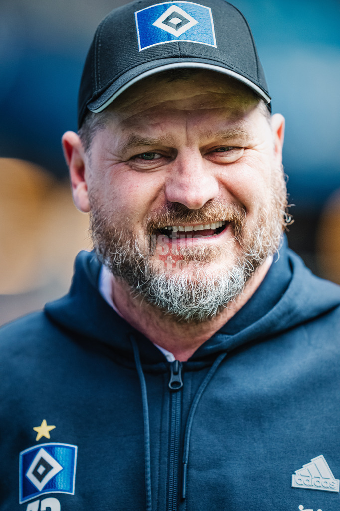 Fußball | Männer | Saison 2023/2024 | 2. Fußball-Bundesliga | 23. Spieltag | Hamburger SV vs. SV 07 Elversberg | 25.02.2024 | Trainer Steffen Baumgart (HSV) Portrait