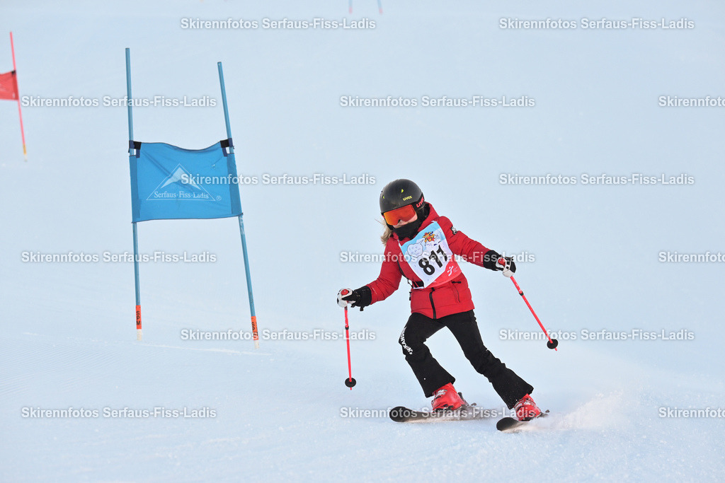 SRF_25.12.2025_0038 | Skirennfotos,Serfaus,Fiss,Ladis,Kinderskirennen,Winter,Tirol,Oberland,skirace,SFL,feelfree,weil wir's genießen,ski,Ski,skifahren,Sonnenplateau, - Realisiert mit Pictrs.com