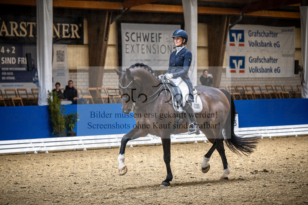 DOS_0055 | Entdecke hochwertige Reitturnierfotos von Foto Oger. Professionell, emotional und authentisch – jetzt Lieblingsmomente im Shop bestellen. - Realisiert mit Pictrs.com