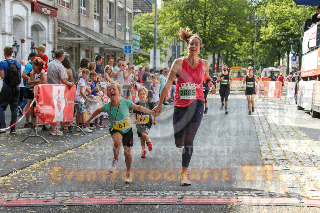 220625_1700_EX1_5781 | Sportfotografie im Rhein-Sieg Kreis, Köln, Bonn, NRW, Rheinland Pfalz, Hessen, etc. Unser Tätigkeitsfeld umfasst den Laufsport vom Volkslauf über den Marathon, Duathlon, Triathon bis zum Ultralauf wie Kölnpfad Ultra oder Schindertrail.