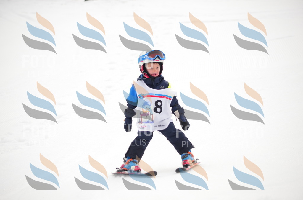 B9083 | holidayphoto