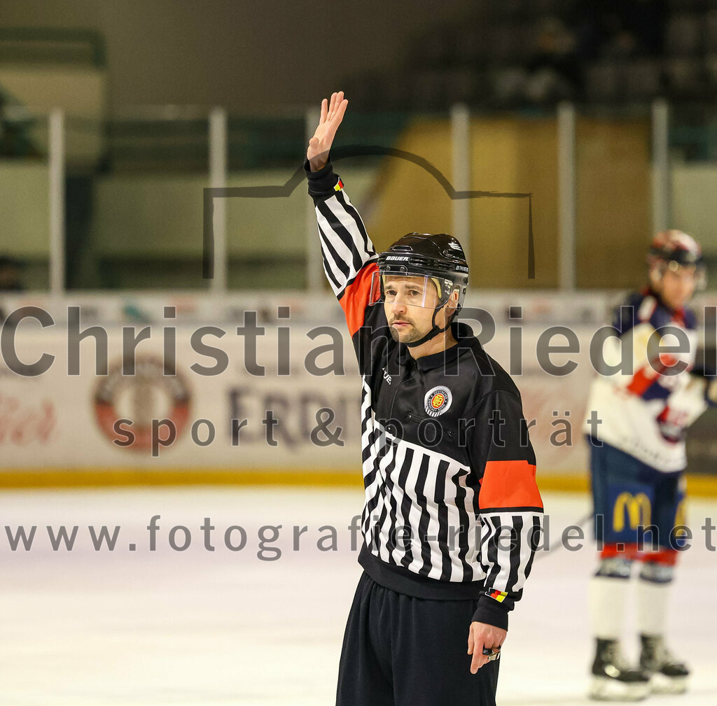 2024-01-05_051_TSV_Erding_gegen_VfE_Ulm-Neu-Ulm | Erding, Deutschland, 05.01.2024:
Eishockey, Bayernliga Vorrunde 2023 / 2024, 22. Spieltag, TSV Erding gegen VfE Ulm/Neu-Ulm, Endergebnis: 7:6

Foto: Christian Riedel / fotografie-riedel.net