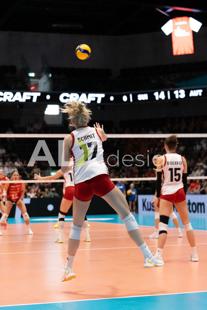 Austria v Switzerland - CEV European League Women | KRIENS, SWITZERLAND - JUNE 14: DANA SCHMIT of Austria serve during the CEV European League match between Austria and Switzerland at Pilatus Arena on June 14, 2026 in Kriens, Switzerland. - Realisiert mit Pictrs.com