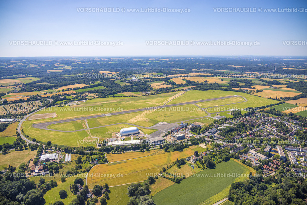 Muelheim230703452 | Luftbild, Flugplatz Essen/Mülheim, Startbahn und Landebahn, Luftschiffhalle, Holthausen - Südost, Mülheim an der Ruhr, Ruhrgebiet, Nordrhein-Westfalen, Deutschland