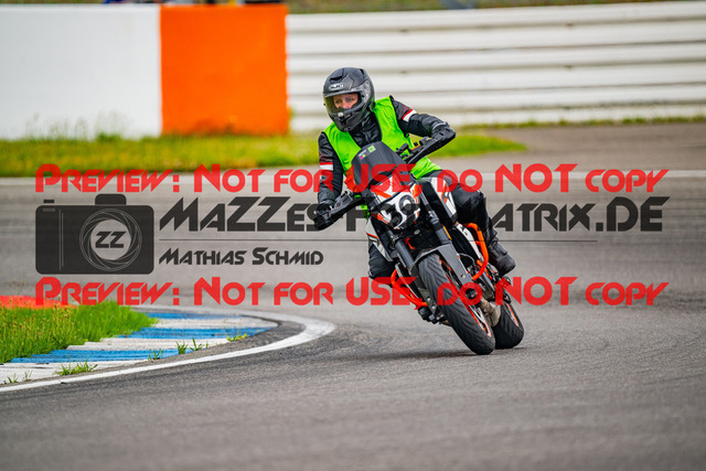 MaZZes_FotoMatrix_240701_6007705_4570 | INST