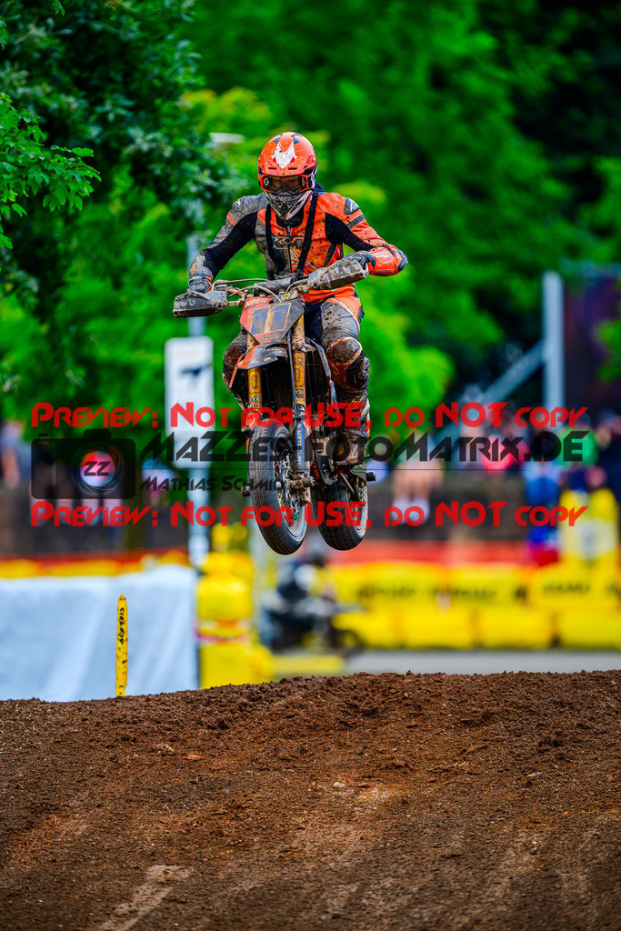 MaZZes_FotoMatrix_240818_6007705_7264 | S3