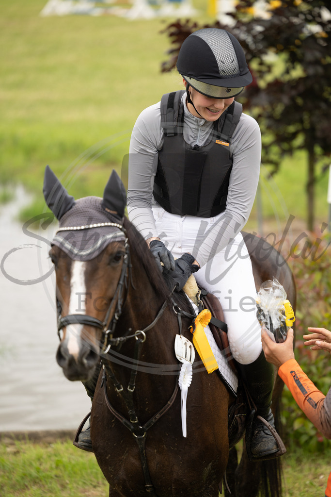 994A2136 | sabrinanicolaifotografie - Realisiert mit Pictrs.com