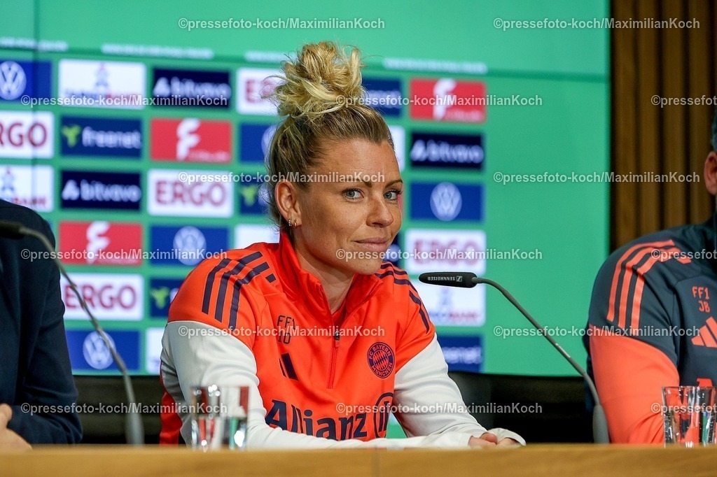 xsscx13052601006 | 2026.05.13, xsscx, Fußball, Pressekonferenz zum Finale DFB-Pokal Frauen, VfL Wolfsburg -  FC Bayern München, Saison 2025 2026, Rhein-Energie-Stadion in Köln: Linda Dallmann (FC Bayern München) DFB regulations prohibit any use of photographs as image sequences and or quasi-video. Photo: xSandraxScherningxPressefotoKochx
