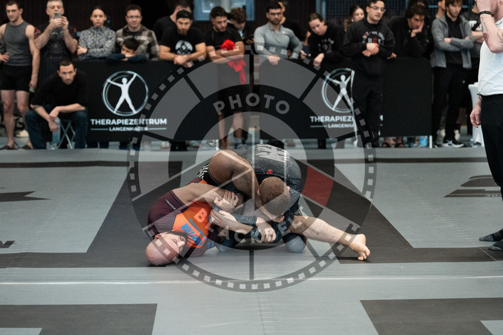 20251129PBB8547 | Fighters compete during the luta livre competition ILLCS XI winter edition on November 29, 2025 in Hannover, Germany.