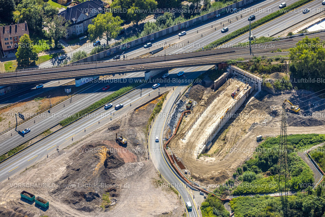 Herne240803497 | Luftbild, Großbaustelle Autobahnkreuz Herne, Autobahn A42 und Autobahn A43, Eisenbahnbrücke und Tunnelbau, Baukau-West, Herne, Ruhrgebiet, Nordrhein-Westfalen, Deutschland