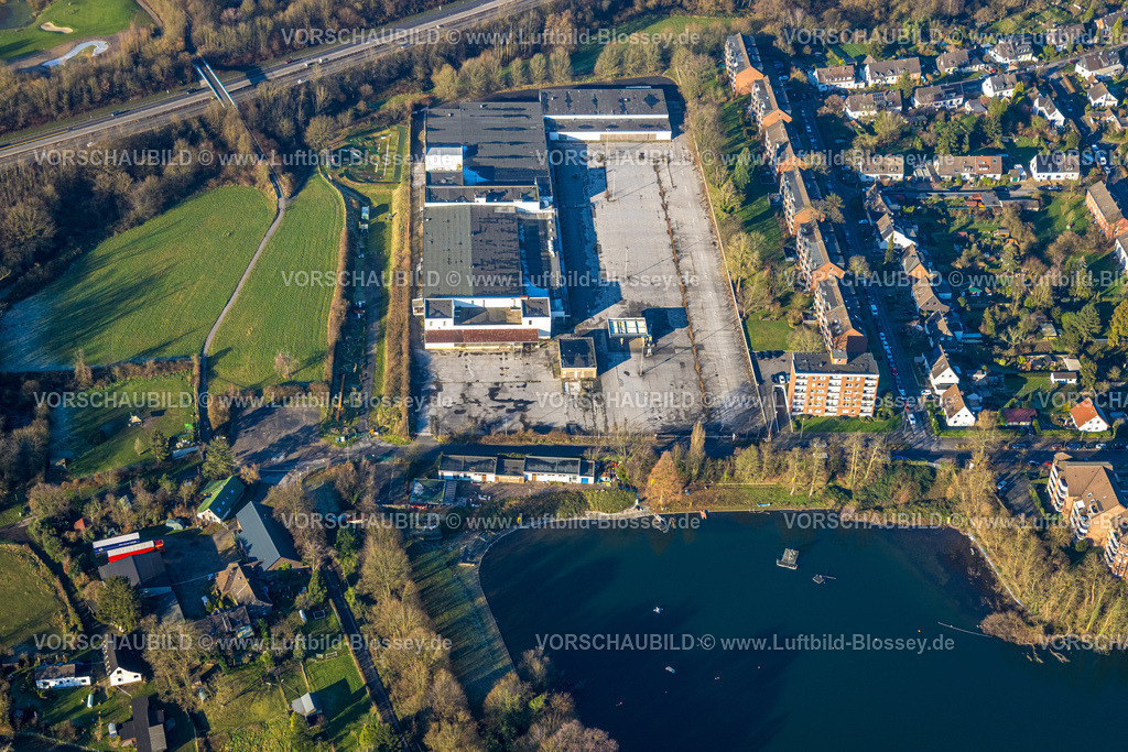 Duisburg241201947 | Luftbild, ehemaliger real Markt Buscher Straße 66, Freibad Großenbaum am Großenbaumer See, Wohngebiet, Großenbaum, Duisburg, Ruhrgebiet, Nordrhein-Westfalen, Deutschland