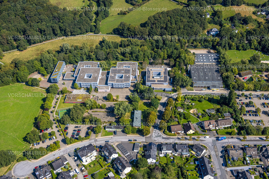 Gevelsberg240815250 | Luftbild, Städtisches Gymnasium, Ferdinand-Hasenclever-Schule und Hauptschule, Turnhalle und Sporthalle West, Sauerbruch, Gevelsberg, Ruhrgebiet, Nordrhein-Westfalen, Deutschland