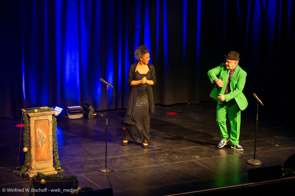 wwb-2412-0059 | <Fotografie> <Video> <Film> <Winfried Bischoff> - Realisiert mit Pictrs.com