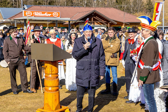 Bärentreiben in Steuerberg | Bildershop von pixelworld.at - Realisiert mit Pictrs.com