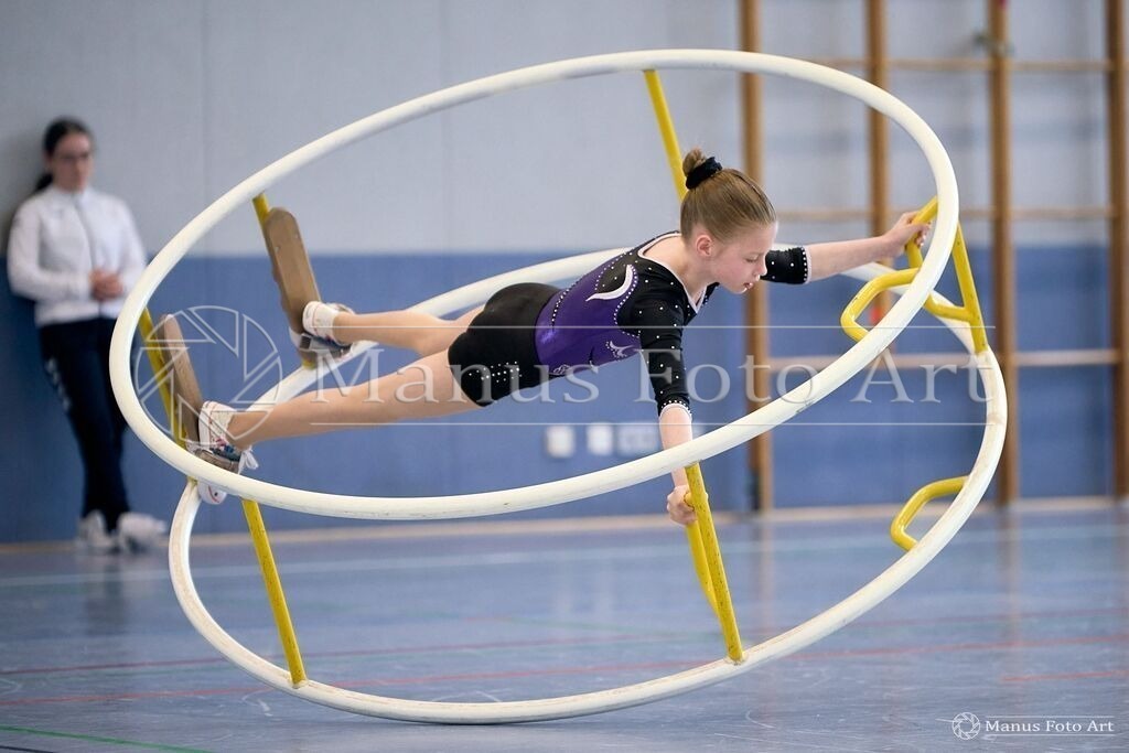 2024-06-21-B-DSC02899 | Professionelle Sportfotografie in Hamburg, Schleswig-Holstein und Niedersachsen – spezialisiert auf Rhönrad, Geräteturnen, Leistungsturnen und rhythmische Sportgymnastik. Bundesweite Begleitung von Rhönrad-Events. Jetzt Sport-Fotos - Realisiert mit Pictrs.com