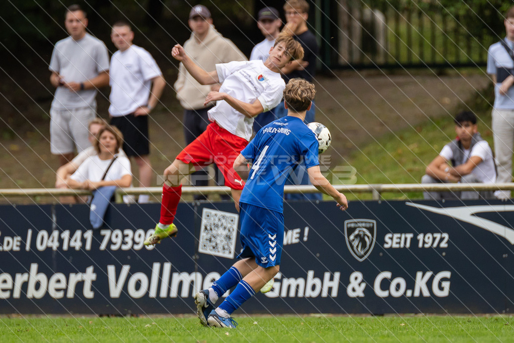 20250920_Picselweb-Fotografie_1R3_2032 | JFV D/A &amp; Stade - VfB Oldenburg0:1 VfB no70:2 VfB no70:3 VfB JFV Eigentor0:4 VfB no70:5 VfB no71:5 JFV no3 Jaric Jimenez-Voss2:5 JFV no9 Janko Sylvester3:5 JFV no16 Damian Elias Mihro Burekovic - Realisiert mit Pictrs.com