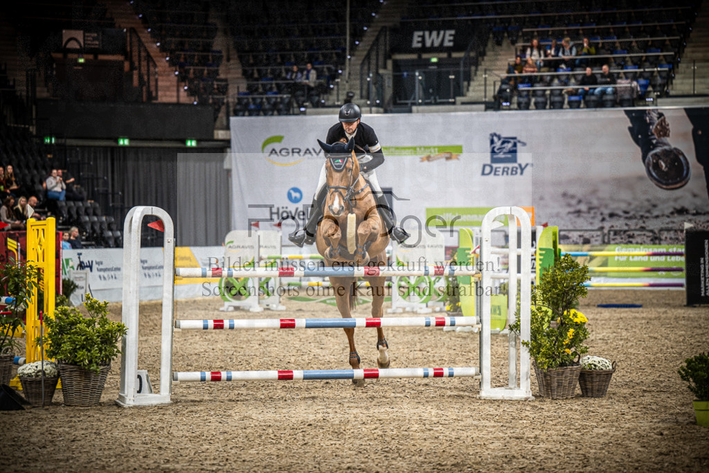 DOS_1408 | Entdecke hochwertige Reitturnierfotos von Foto Oger. Professionell, emotional und authentisch – jetzt Lieblingsmomente im Shop bestellen.Deutschlandweite Turnierfotografie. - Realisiert mit Pictrs.com