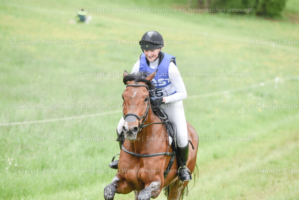 20230513_CCI4_Gelände_0325 | equistock