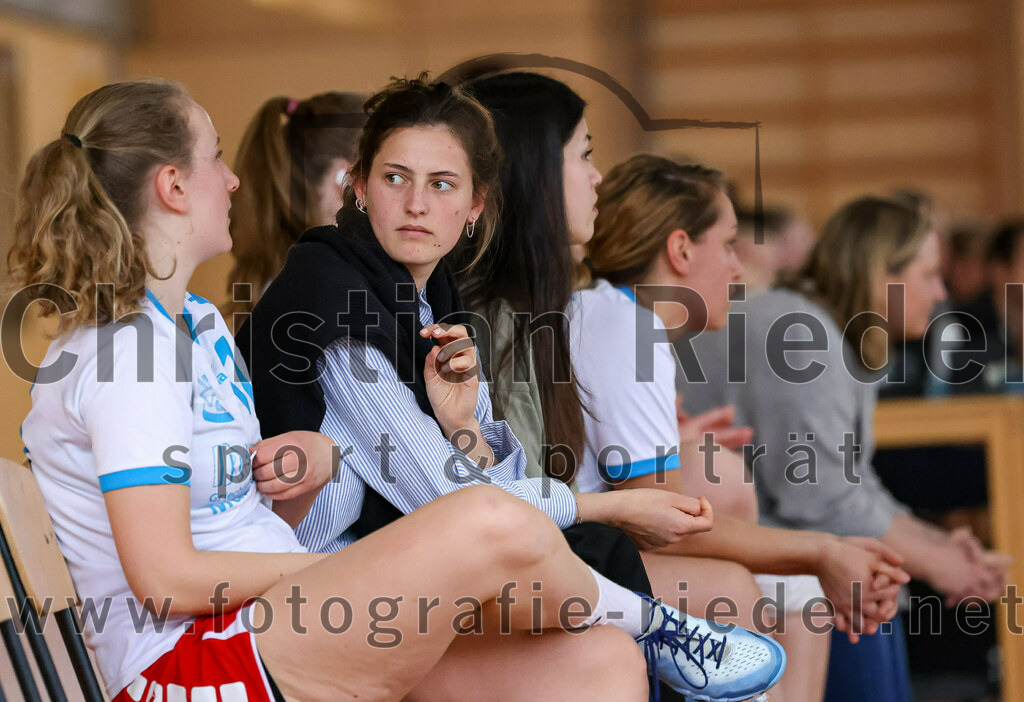 2023-03-18_052_SpVgg_Altenerding_II_gegen_HSG_Freising-Neufahrn_II | Erding, Deutschland, 18.03.2023:
Handball, Bezirksliga Frauen Altbayern 2022 / 2023, 14. Spieltag, SpVgg Altenerding II gegen HSG Freising-Neufahrn II, Endergebnis: 25:27

Foto: Christian Riedel / fotografie-riedel.net
