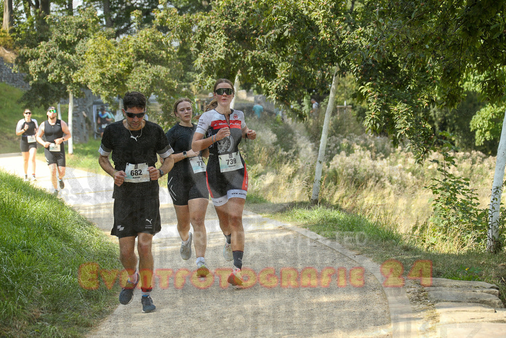 250824_1451_EX1_7840 | Sportfotografie im Rhein-Sieg Kreis, Köln, Bonn, NRW, Rheinland Pfalz, Hessen, etc. Unser Tätigkeitsfeld umfasst den Laufsport vom Volkslauf über den Marathon, Duathlon, Triathon bis zum Ultralauf wie Kölnpfad Ultra oder Schindertrail.