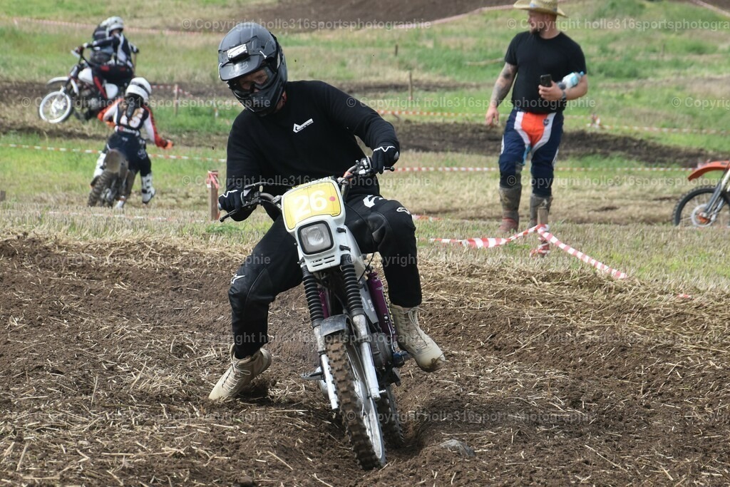 DSC_0237 (2) | Sportfotografie , Motorsport, Motoross, Reitsport, Mointainbike, Enduro,
Landschaft , Outdoor, Eventfotografie, Landschaft, Bilder online bestellen - Realisiert mit Pictrs.com