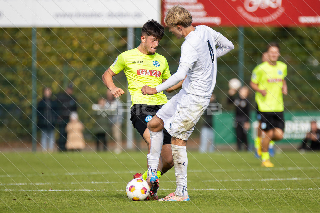20251003_Picselweb-Fotografie_1R3_1974 | DFB Pokal 2. Runde, JFV A/O/B/H/H - SV Stuttgarter Kickers, Foto: Jörg Struwe - picselweb.de - Realisiert mit Pictrs.com
