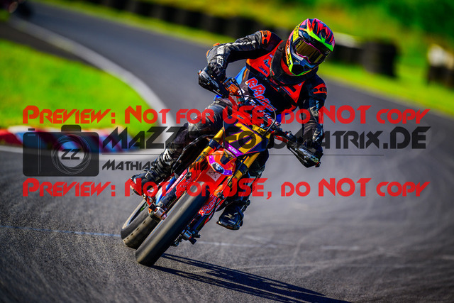 MaZZes_FotoMatrix_240512_6007705_7054 | S2