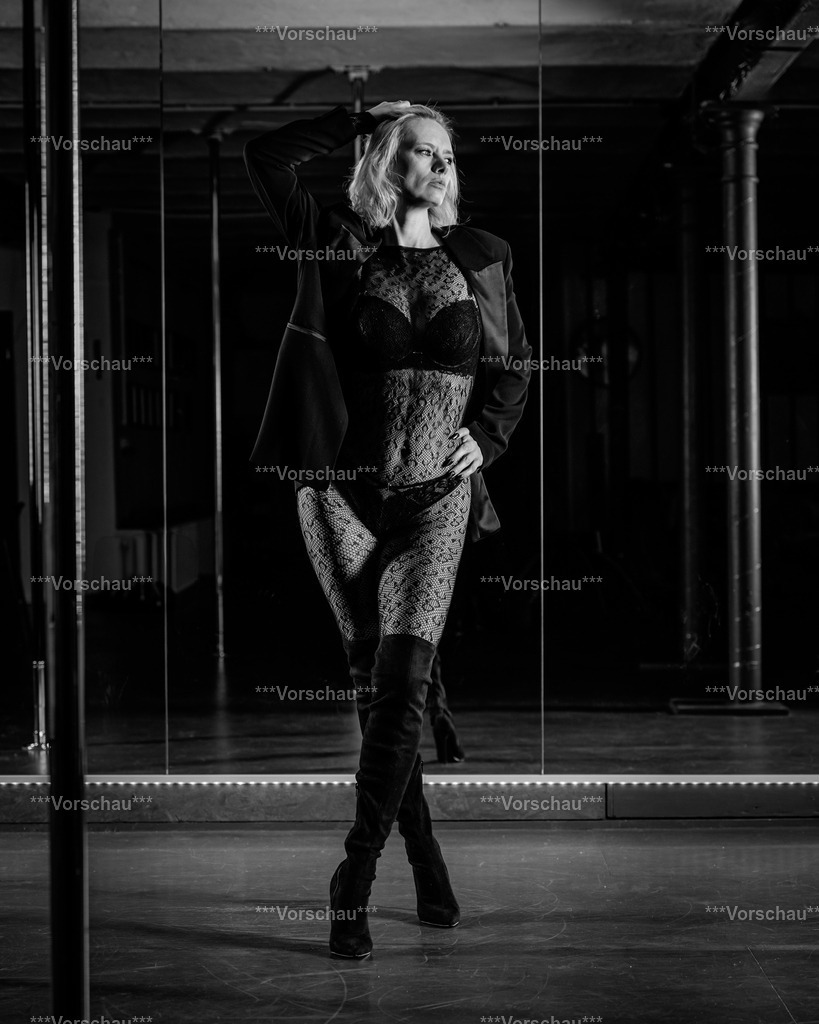 20250119_123136Kopie 1 | Studioshooting mit Sabine - Realisiert mit Pictrs.com