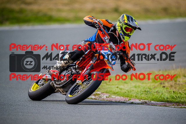 MaZZes_FotoMatrix_220903_3126 | UE40