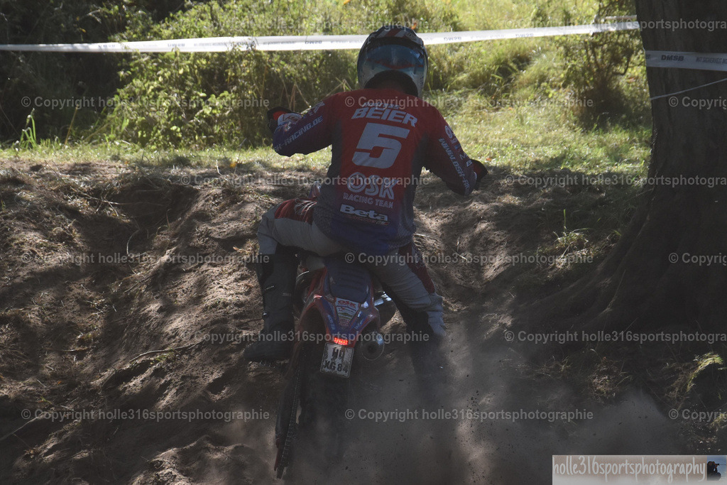 DSC_0199 | Sportfotografie , Motorsport, Motoross, Reitsport, Mointainbike, Enduro,
Landschaft , Outdoor, Eventfotografie, Landschaft, Bilder online bestellen - Realisiert mit Pictrs.com