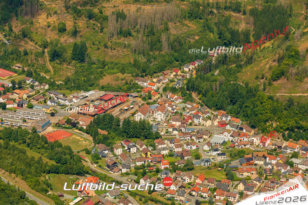 Luftaufnahme von  Wallenfels - Die Luftaufnahme wurde 2025 vom UL-Flugzeug heraus erstellt ( keine Drohne ) - Hochauflösende Luftaufnahme - für professionelle Ausdrucke geeignet. Die Geschenkidee !Mit Lizenz und Bildrechte bestellbar