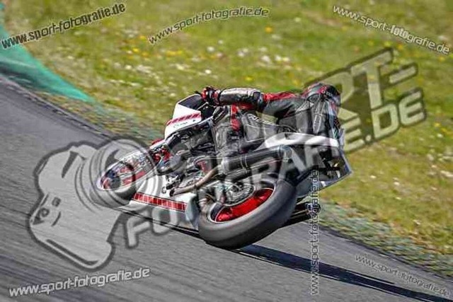 pubi7988 | Professionelle Fotos von Sportveranstaltungen, aber auch Hochzeiten und anderen Events. - Realisiert mit Pictrs.com