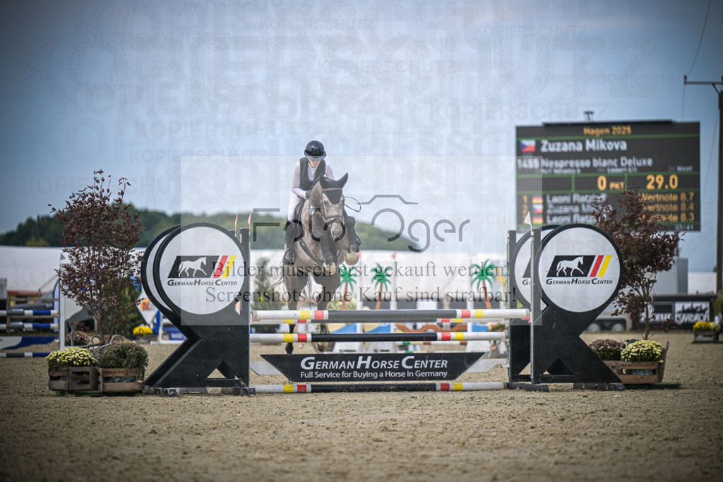 DOS_4854 | Entdecke hochwertige Reitturnierfotos von Foto Oger. Professionell, emotional und authentisch – jetzt Lieblingsmomente im Shop bestellen.Deutschlandweite Turnierfotografie. - Realisiert mit Pictrs.com