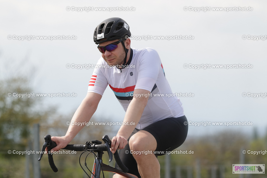 368A5685 | Neusiedlersee Radmarathon 2026@sportshot_your_pictrs #yourpictures#roadtowm2029 #nrm #neusiedlerseeradmarathon #neusiedlersee #neusiedlerseetourismus #burgenland #mörbisch #nrm26 #burgenlandtourismus #voglundco #poweredbyburgenlandtourismus #radsport #rad #marathon #ucigranfondo #visitburgenland #ucigranfondoworldseries