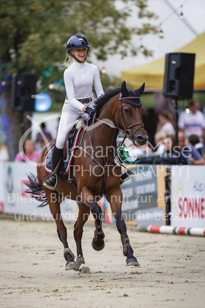 230824_Delbrueck_PonyTrophy-352 | Deine schönsten Turniermomente als professionelle Fotos! Entdecke hochwertige Pferdesport-Fotografie im Online-Shop. Jetzt Fotos finden & bestellen!