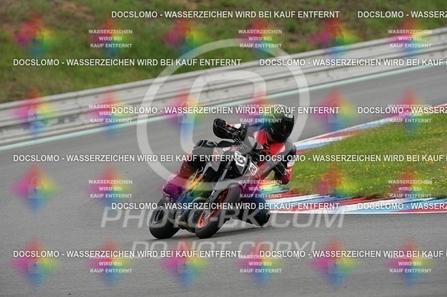 2025_08_01_PBK_12259 | Sportfotografie; SlowMotion; Video; Rennstrecke; Hafeneger; Speer; Racing; RSE; BMW; CBO; Trackday; Motorsportarena; Hockenheimring; Brno; Most; Barcelona; Valencia