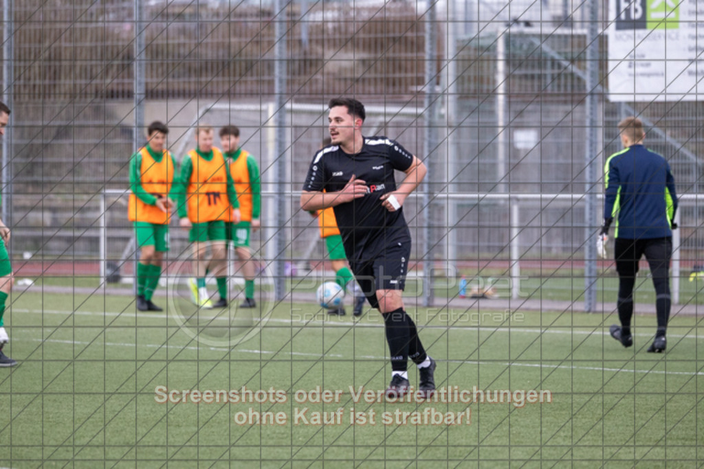 20250323_163635_0558 | #,TSV Wäschenbeuren (grün) vs. KSG Eislingen (schwarz), Fussball, Kreisliga A3 - Bezirk Neckar/Fils, 19. Spieltag, Saison 2024/2025, Kunstrasenplatz, Maitiser Straße , 73116 Wäschenbeuren, 23.03.2025 - 15:00 Uhr,Foto: PhotoPeet-Sportfotografie/Peter Harich