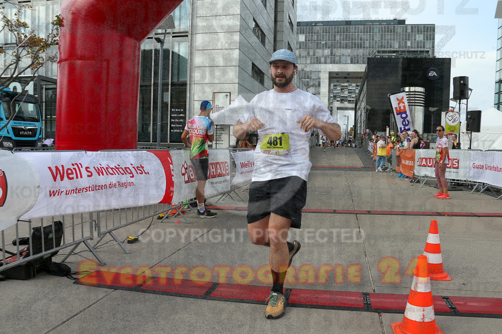 250920_1531_EX1_9763 | Sportfotografie im Rhein-Sieg Kreis, Köln, Bonn, NRW, Rheinland Pfalz, Hessen, etc. Unser Tätigkeitsfeld umfasst den Laufsport vom Volkslauf über den Marathon, Duathlon, Triathon bis zum Ultralauf wie Kölnpfad Ultra oder Schindertrail.