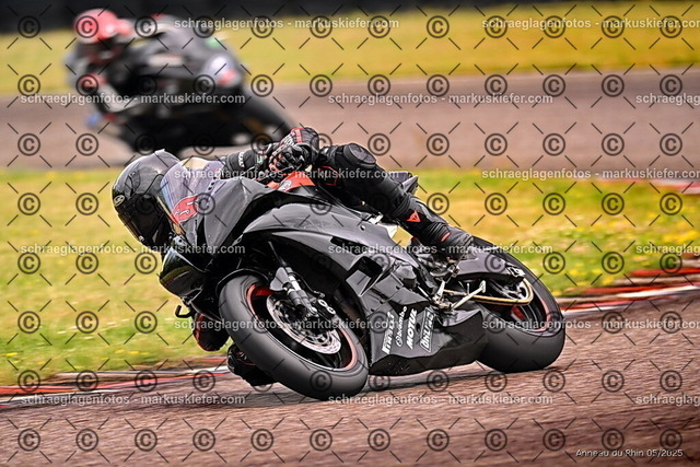25bt02-0210 | markuskiefer.com - Realisiert mit Pictrs.com
