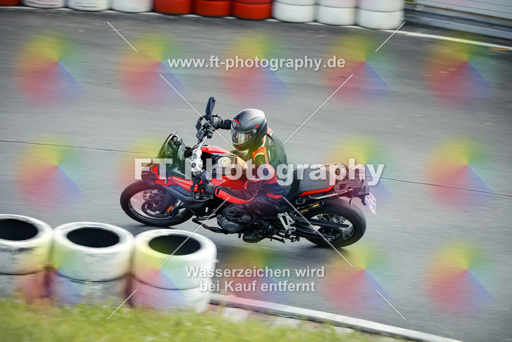 OBK_Mai_Justin_Uwe-10713 | Hier findet Ihr Bilder von Touristenfahrten auf der Nürburgring Nordschleife oder von anderen Veranstaltungen die ich besucht habe. Viel Spass beim Durch Schauen 