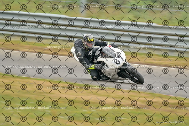 25bt05-0195 | markuskiefer.com - Realisiert mit Pictrs.com