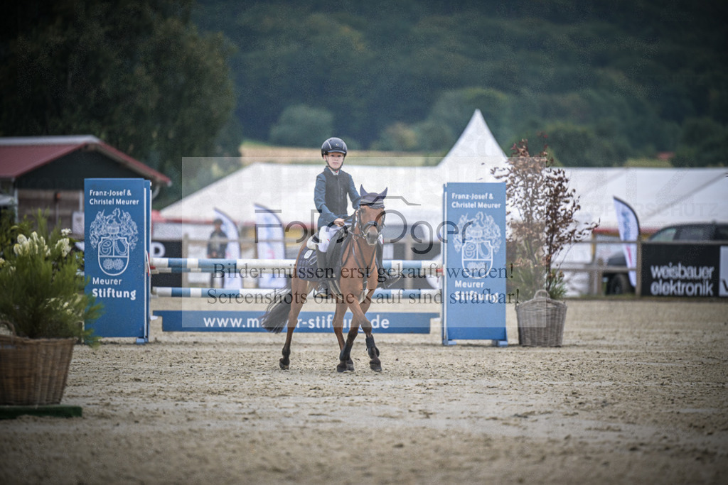 DOS_0919 | Entdecke hochwertige Reitturnierfotos von Foto Oger. Professionell, emotional und authentisch – jetzt Lieblingsmomente im Shop bestellen.Deutschlandweite Turnierfotografie. - Realisiert mit Pictrs.com