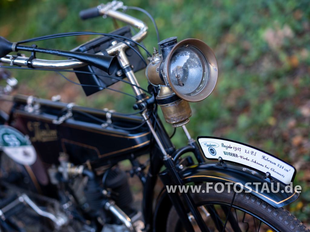 20251018-00062 | Syke Barrien 2025 Oldtimer Treffen - Realisiert mit Pictrs.com