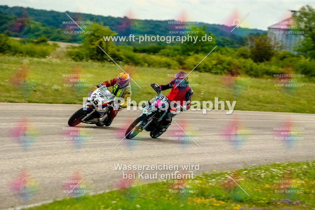 Chambley Juli-3277 | Hier findet Ihr Bilder von Touristenfahrten auf der Nürburgring Nordschleife oder von anderen Veranstaltungen die ich besucht habe. Viel Spass beim Durch Schauen 