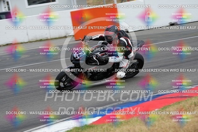 2025_07_15_PBK_23420 | Sportfotografie; SlowMotion; Video; Rennstrecke; Hafeneger; RSE; Speer; Trackday; Motorsportarena; Hockenheimring; Brno; Most; Barcelona; Valencia, Benny; Kaetzmer;